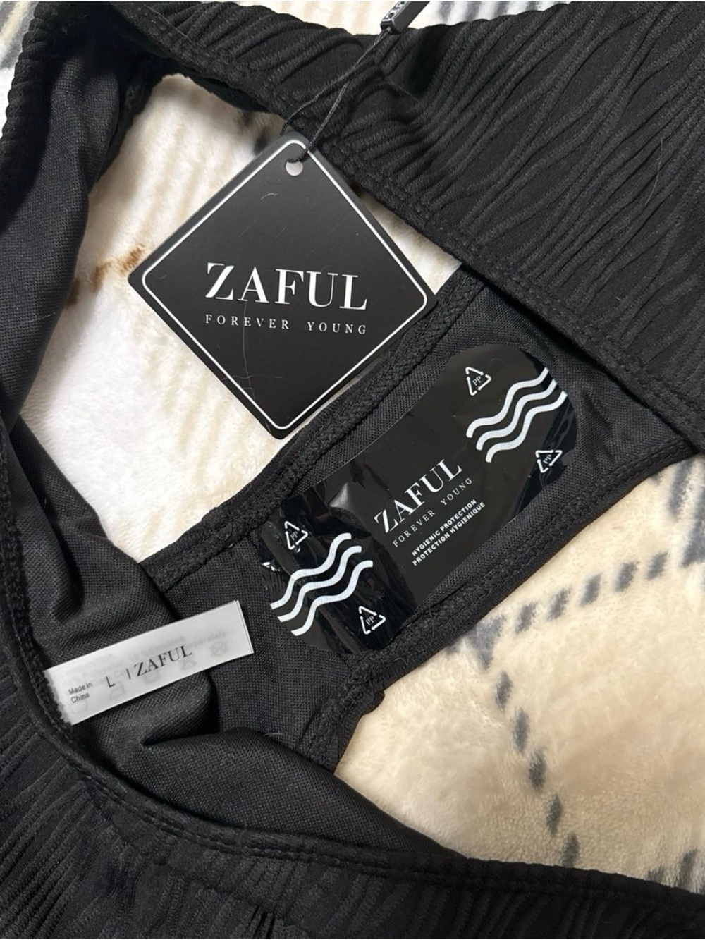 Zaful Black Ribbed Bikini Set - Picture 3 of 3